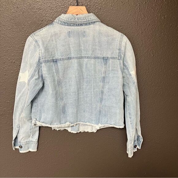 Cupcakes and Cashmere Affleck Embroidered Star Denim Jacket - Picture 5 of 11